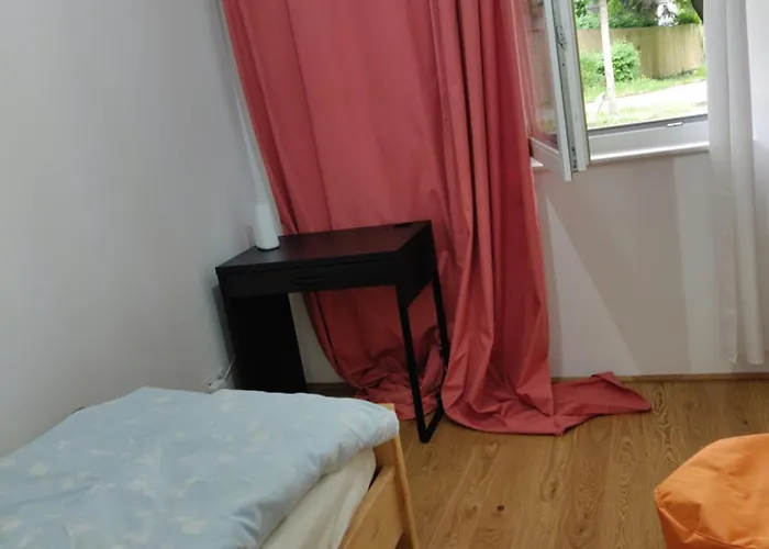 Beautiful With Parking, Brilliant Location וינה